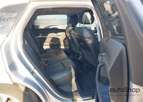 2019 Audi E-Tron Premium Plus из США, поврежденный, VIN WA1VAAGEXKB020994